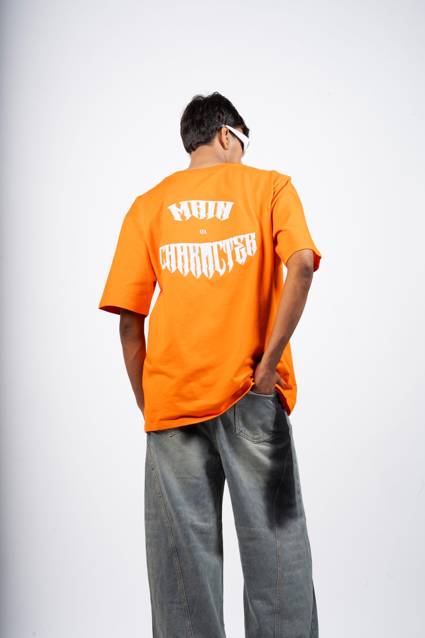MAIN CHARACTER T-SHIRT
